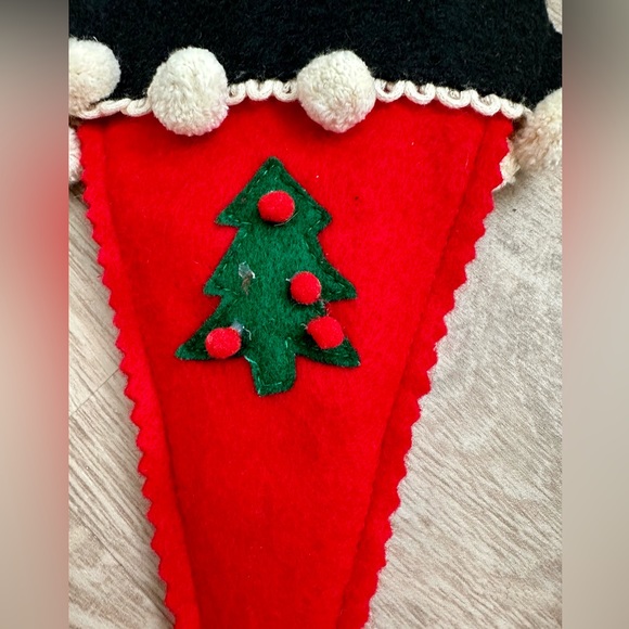 Vintage Unique Red Felt Pom-Poms Black and White Stockings (Set of 3) - Picture 8 of 10